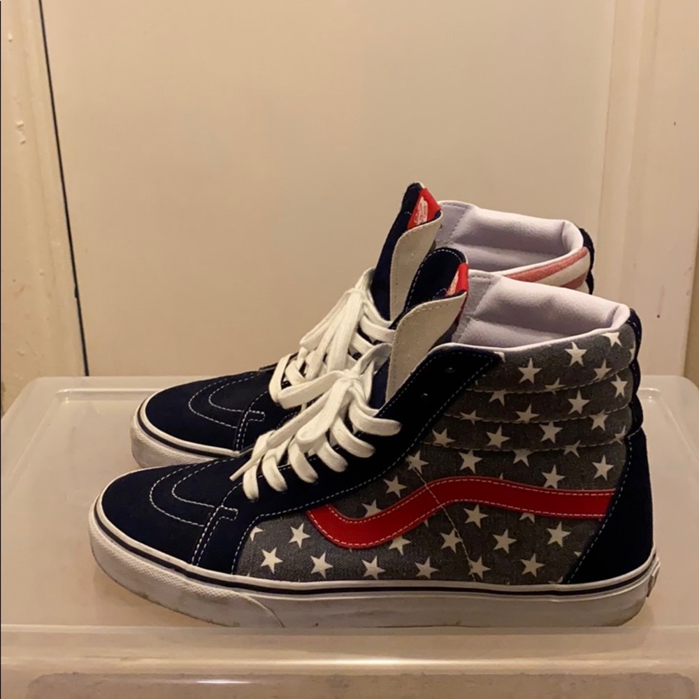 (SOLD) Vans SK8 HI